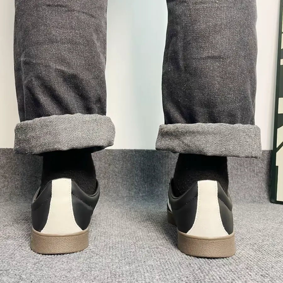 Alternative view of Giày Adidas VL Court 2.0 ‘Black White Gum’ ID6017