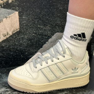 Alternative view of Giày Adidas Wmns Forum Bold Stripes ‘White Silver’ IG3973