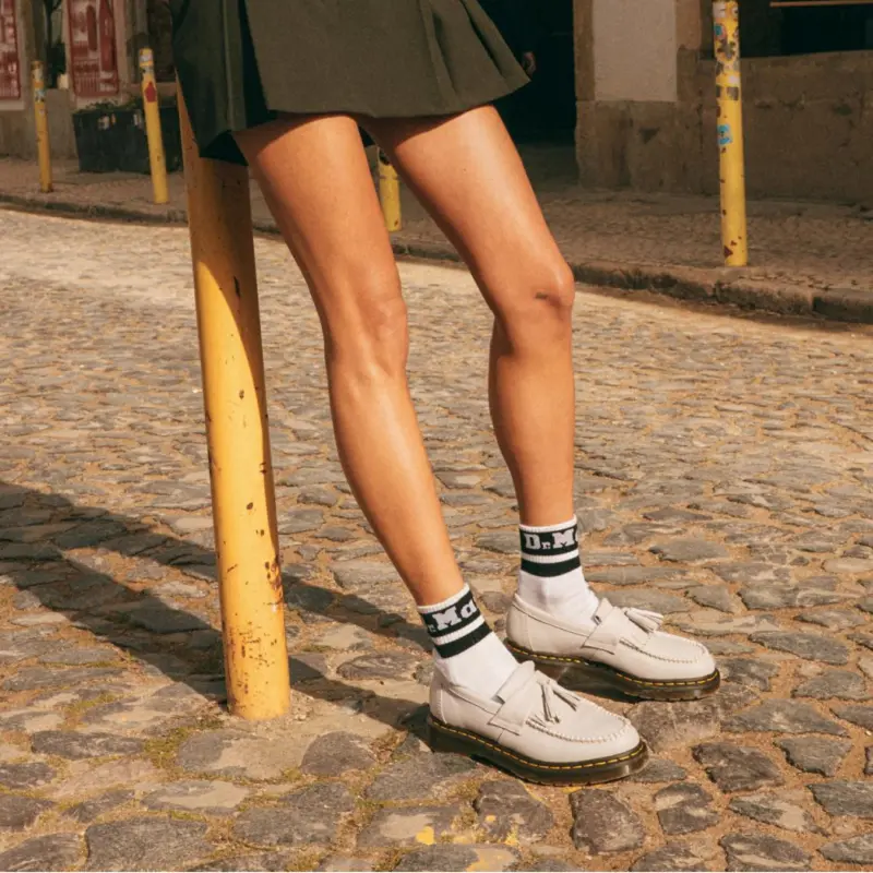 Alternative view of Giày Dr. Martens Adrian Virginia ‘Vintage Taupe’ 31245348