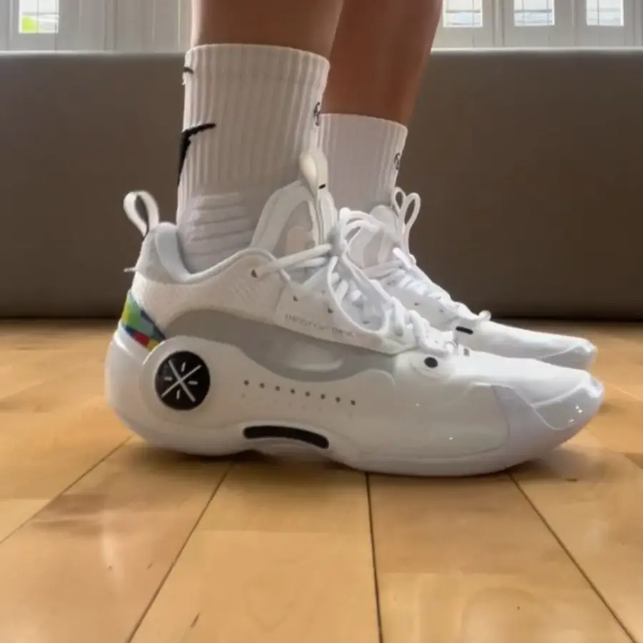 Giày Li-Ning Way of Wade 10 ‘White Rainbow’ ABAS083-12 - Ảnh 3