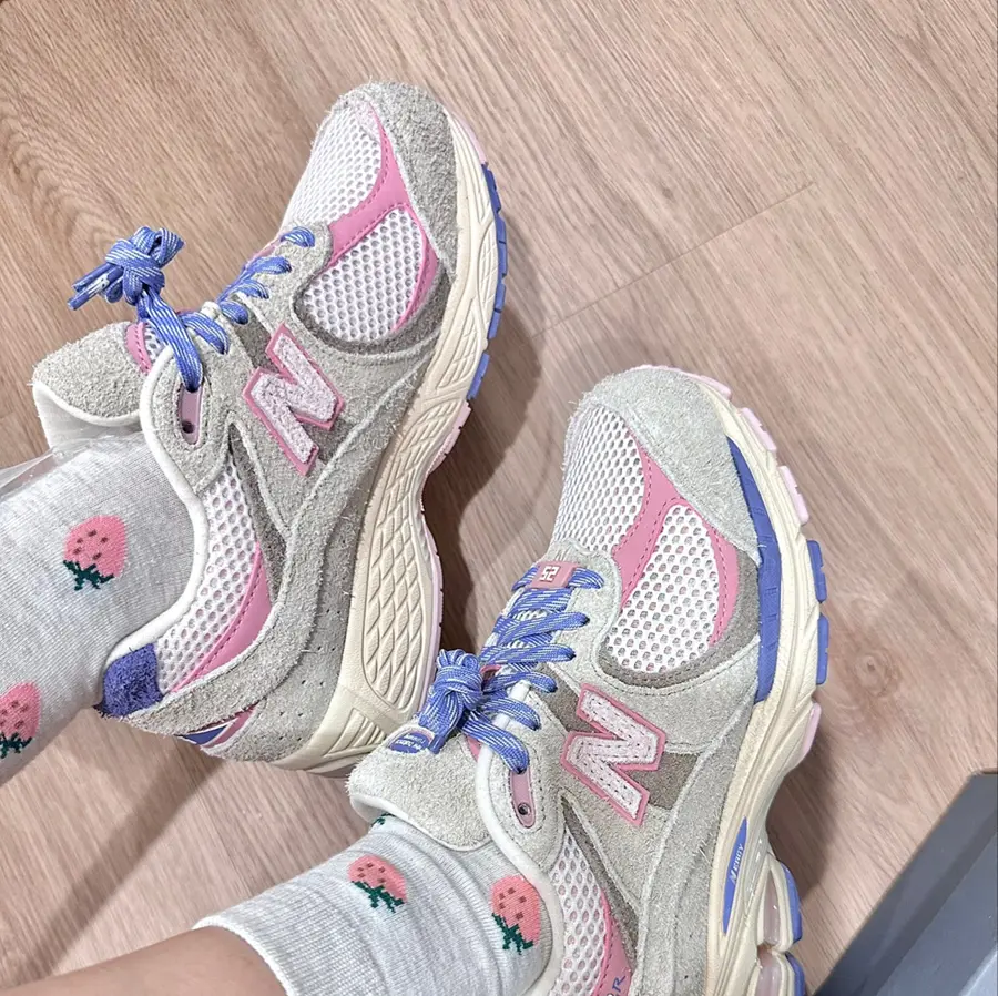 Alternative view of Giày New Balance Hype DC x 2002R ‘Native’ M2002RHE