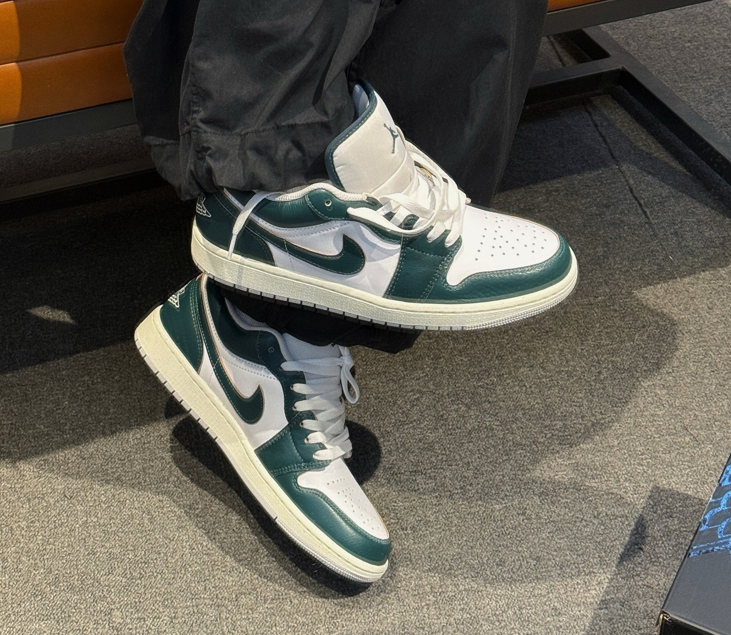 Giày Nike Air Jordan 1 Low ‘Oxidized Green’ FQ7687-300 - Ảnh 2