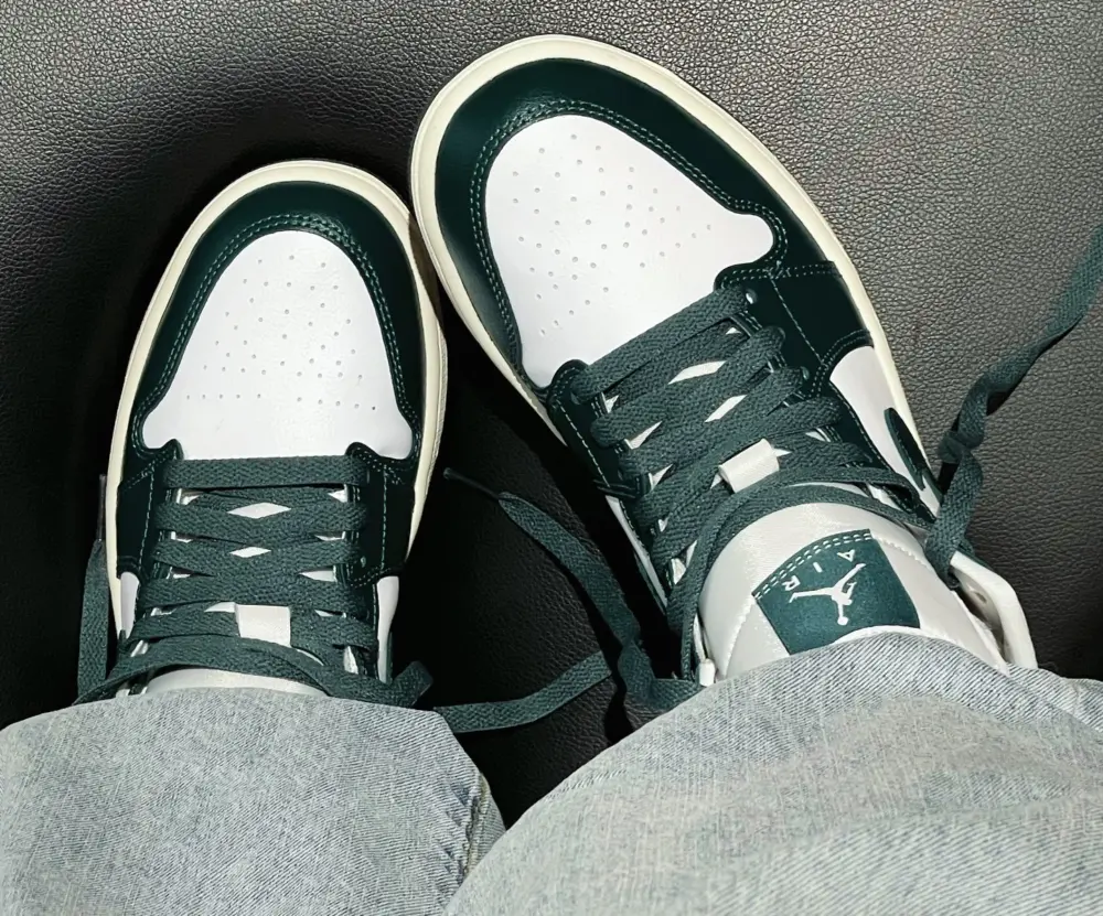 Giày Nike Air Jordan 1 Mid ‘Green Sail’ BQ6472-133 - Ảnh 5