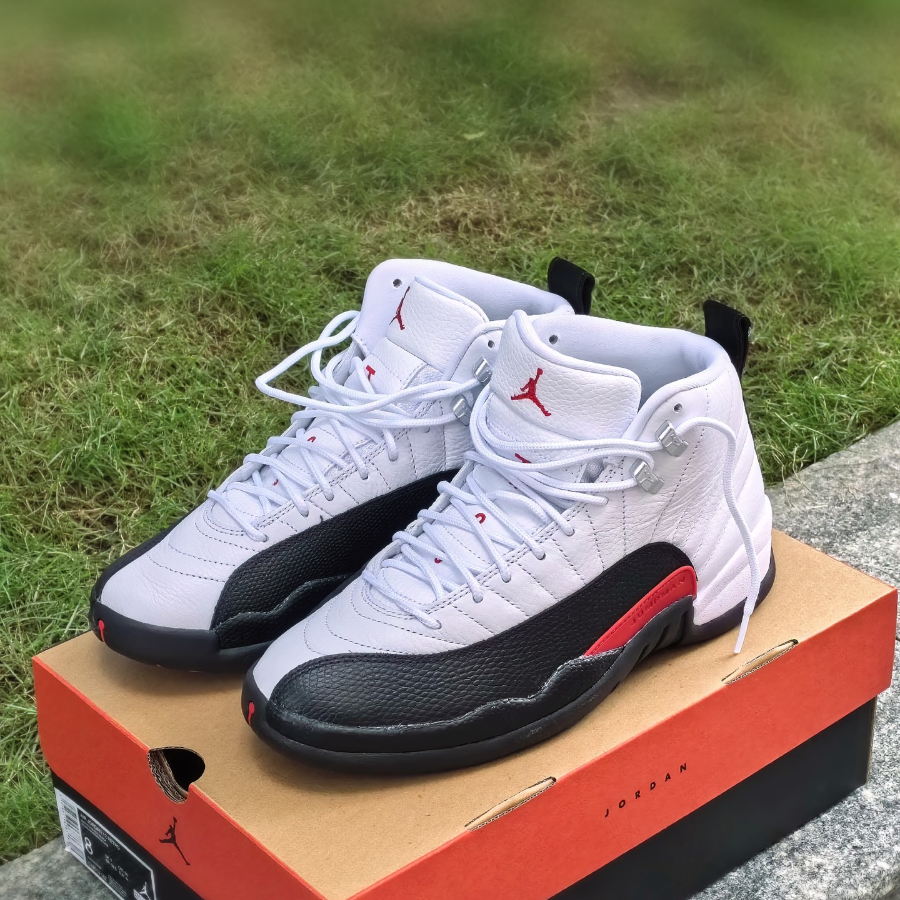 Giày Nike Air Jordan 12 Retro ‘Taxi Flip’ CT8013-162 - Ảnh 2