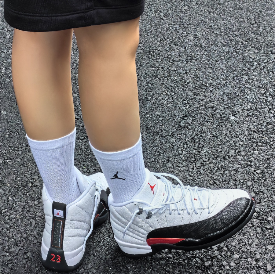 Giày Nike Air Jordan 12 Retro ‘Taxi Flip’ CT8013-162 - Ảnh 4