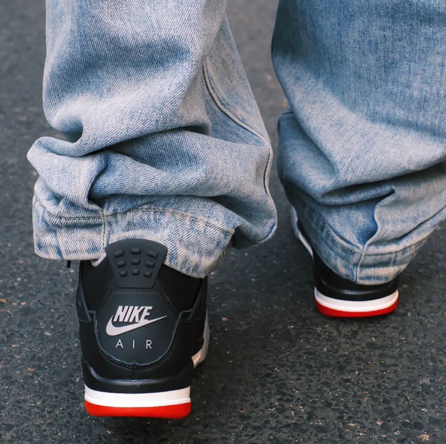 Alternative view of Giày Nike Air Jordan 4 Retro GS ‘Bred Reimagined’ FQ8213-006