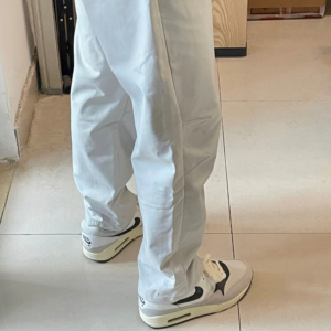 Alternative view of Giày Nike Air Max 1 ‘Light Bone Iron Grey’ HJ3498-007