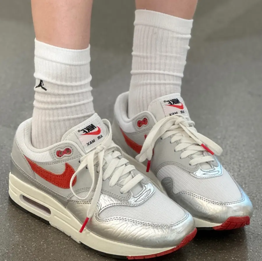 Alternative view of Giày Nike Air Max 1 Premium SE ‘Hot Sauce’ HF7746-100