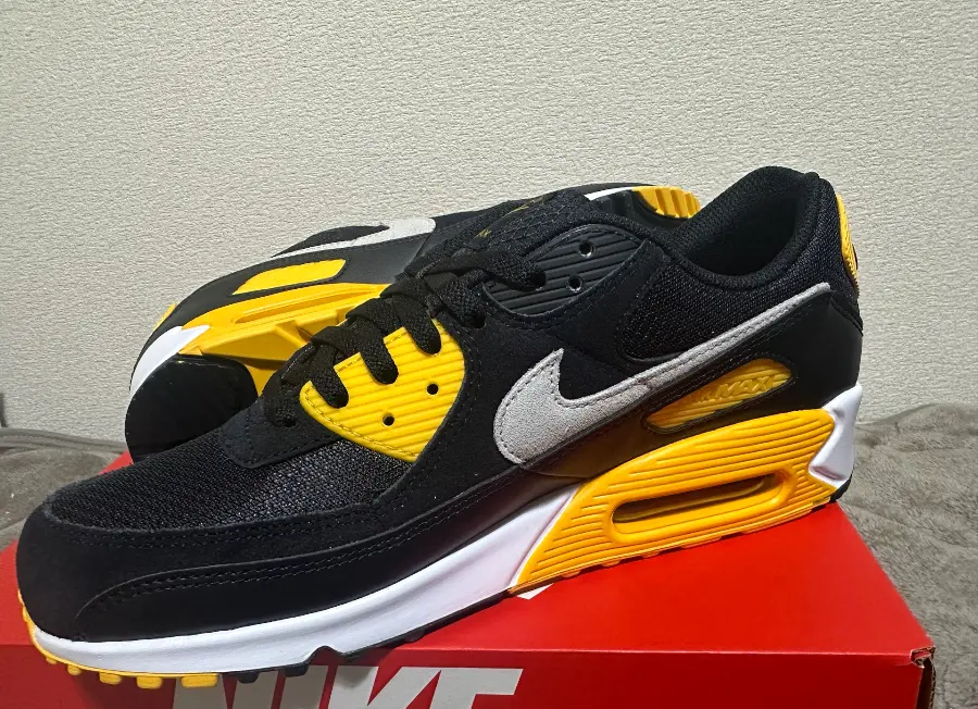 Giày Nike Air Max 90 ‘Black University Gold’ FN6958-002 - Ảnh 4