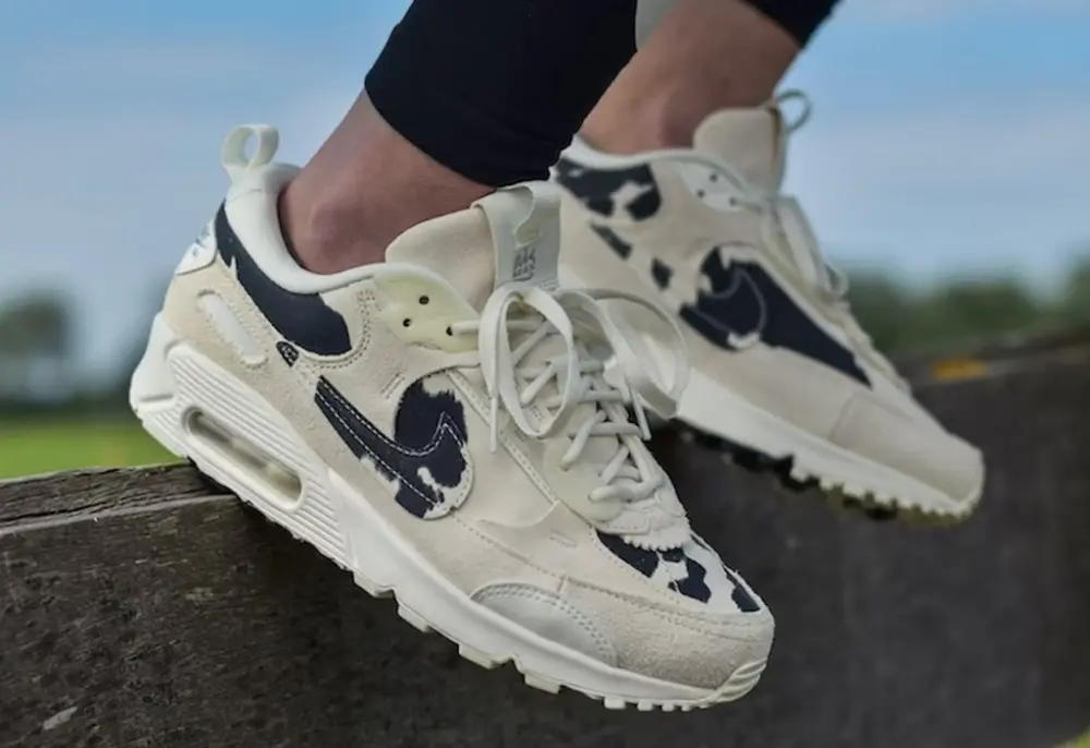 Alternative view of Giày Nike Air Max 90 Futura ‘Cow Print’ FN7170-133