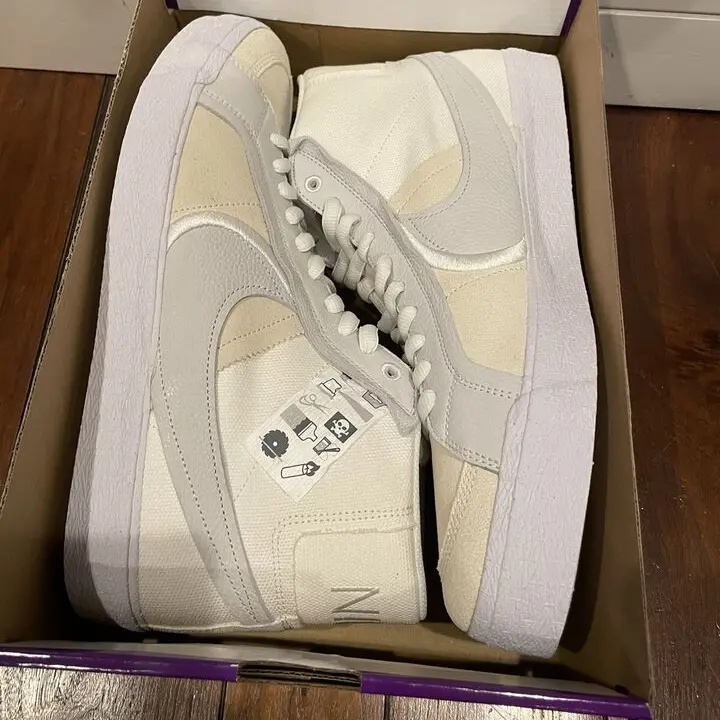 Alternative view of Giày Nike Blazer Mid SB ‘Warning Label’ DZ7587-110