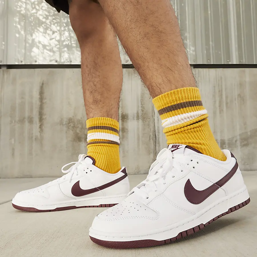 Alternative view of Giày Nike Dunk Low ‘White Night Maroon’ DV0831-102