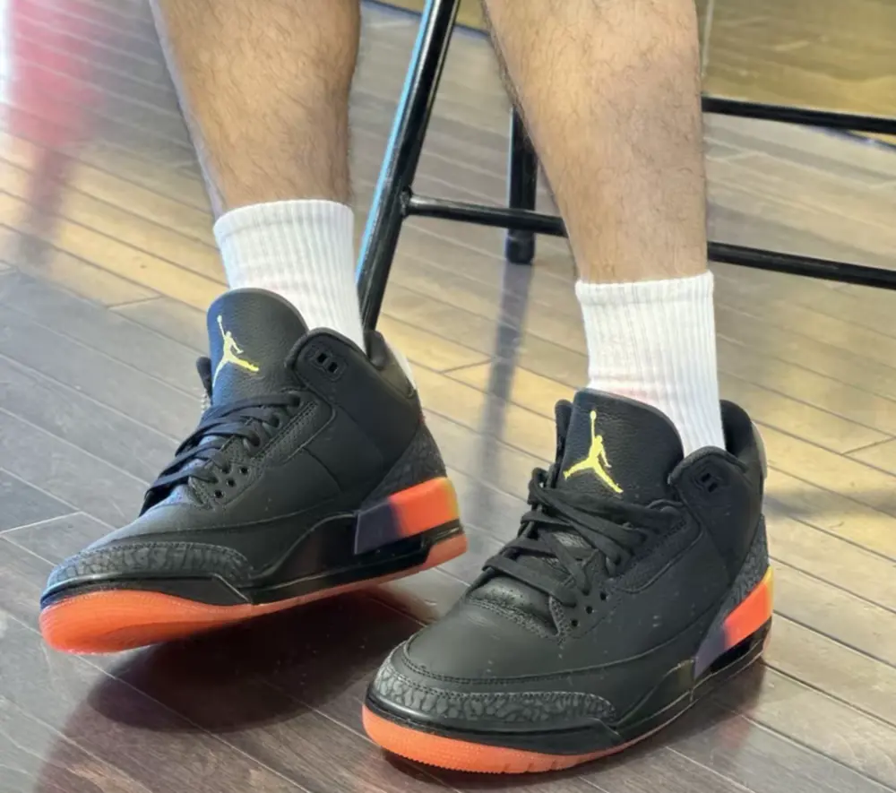 Alternative view of Giày Nike J. Balvin x Air Jordan 3 Retro ‘Rio’ FN0344-001