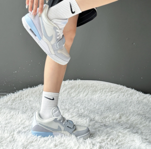 Alternative view of Giày Nike Jordan Legacy 312 Low ‘Glacier Blue’ HQ1190-101