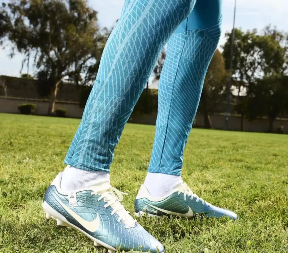 Alternative view of Giày Nike Tiempo Legend 10 Academy MG 'Emerald' FQ3243-300