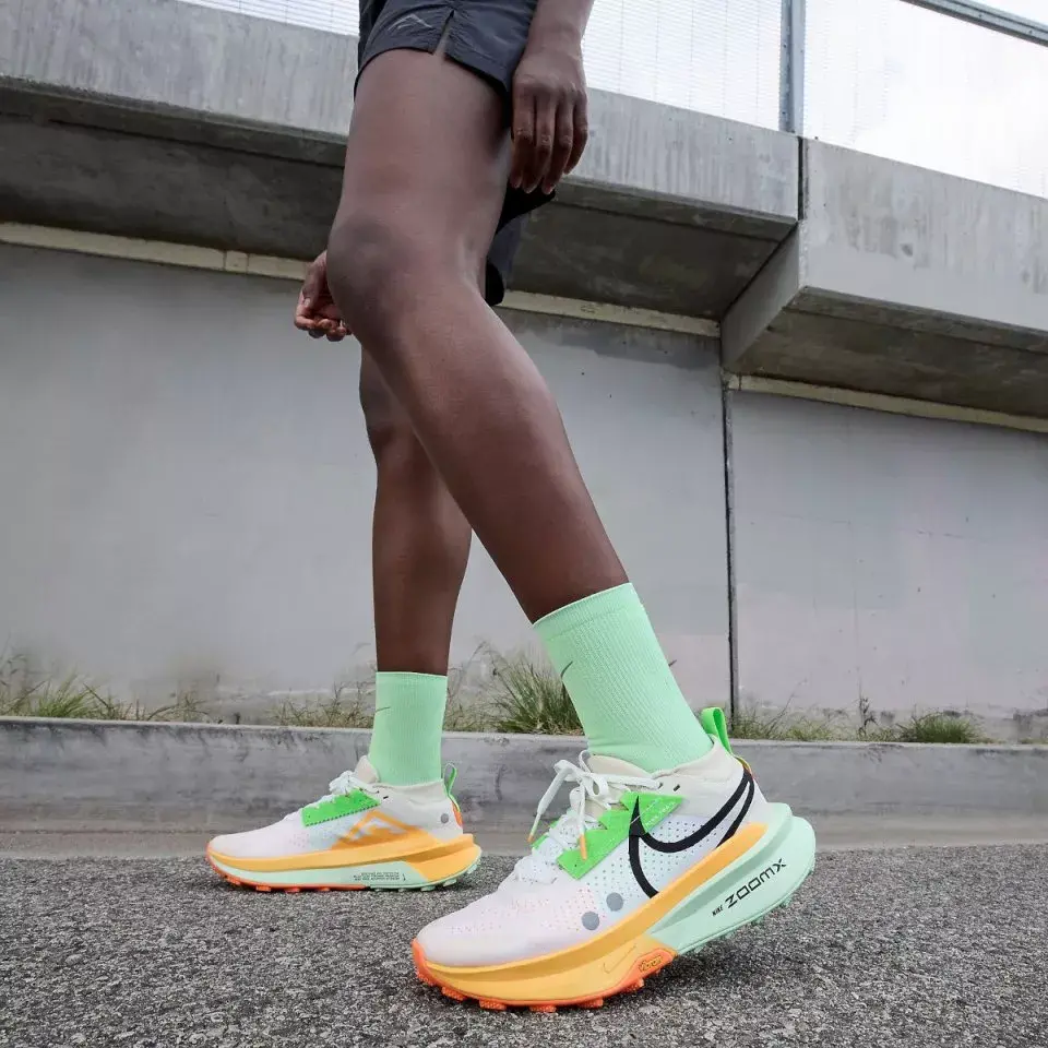 Alternative view of Giày Nike ZoomX Zegama 2 ‘White Laser Orange’ FD5191-100