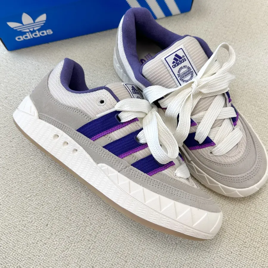 Alternative view of Giày Adidas Adimatic ‘Beige Blue’ IH3266