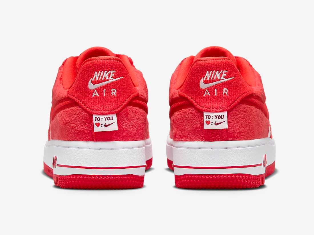 Giày Nike Air Force 1 Low GS ‘Valentine’s Day Fleece’ FZ3552-612 - Ảnh 4