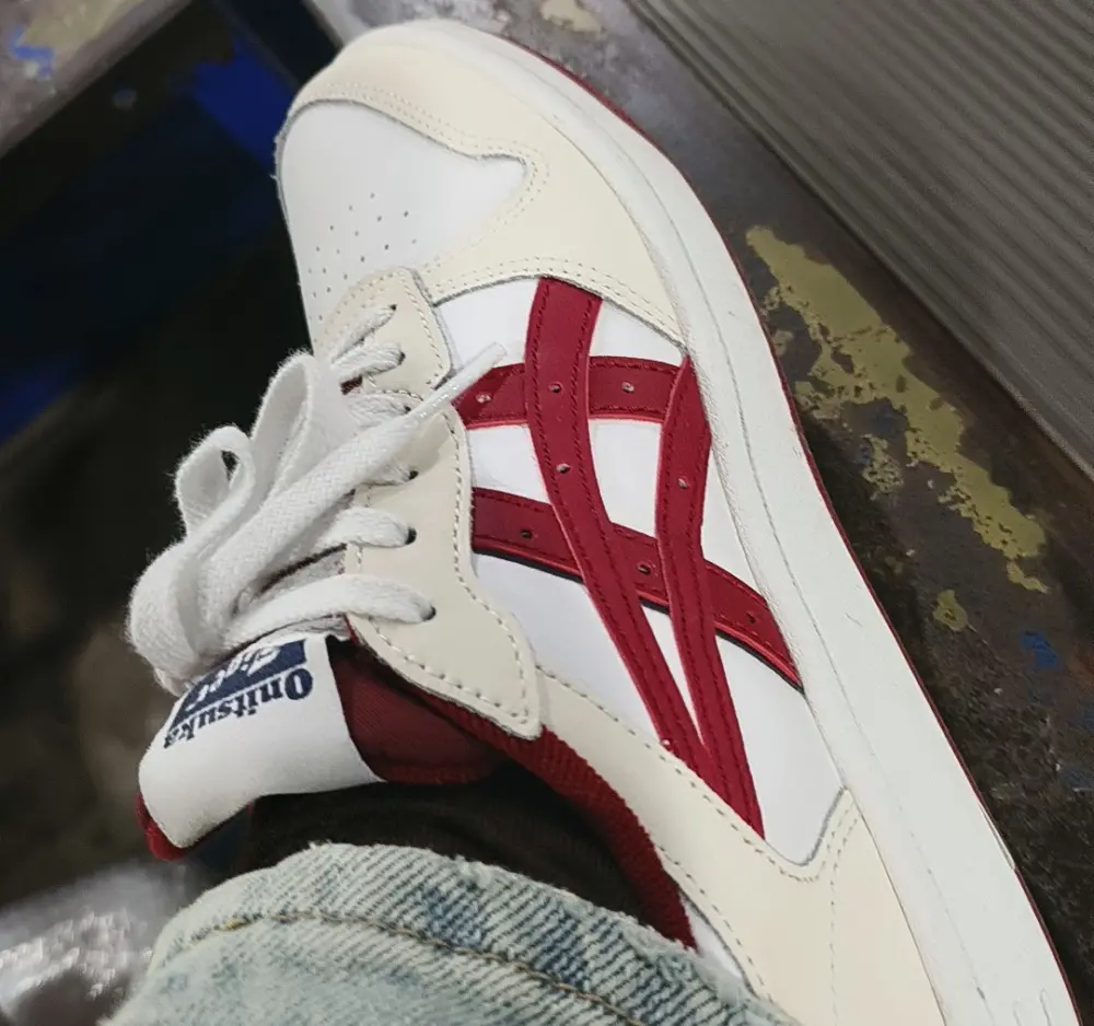 Alternative view of Giày Onitsuka Tiger Buzzer Trainer ‘Cream White Red’ 1183B896-103