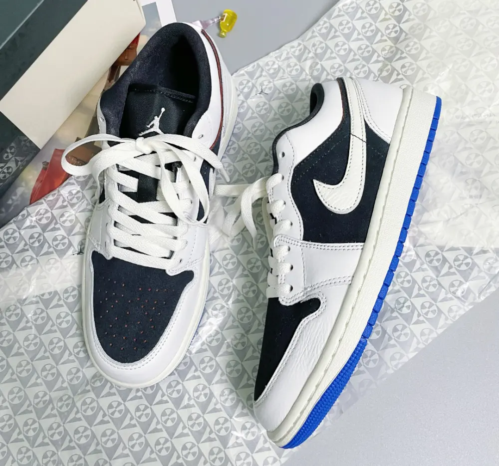 Alternative view of Giày Nike Air Jordan 1 Low ‘Quai 54’ HQ0764-001
