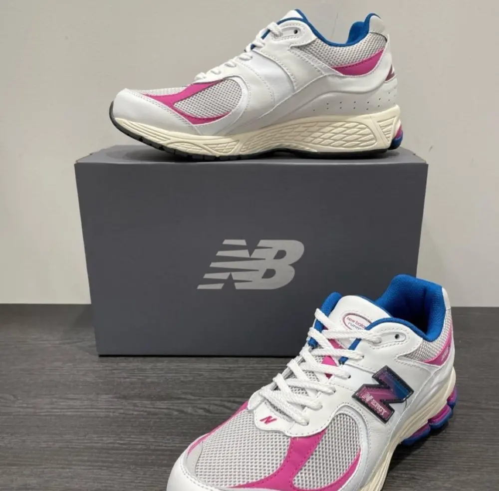 Giày New Balance 2002R x United Arrows ‘Good Vibes’ M2002RGY - Ảnh 5