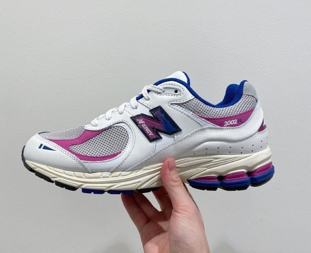 Giày New Balance 2002R x United Arrows ‘Good Vibes’ M2002RGY - Ảnh 4