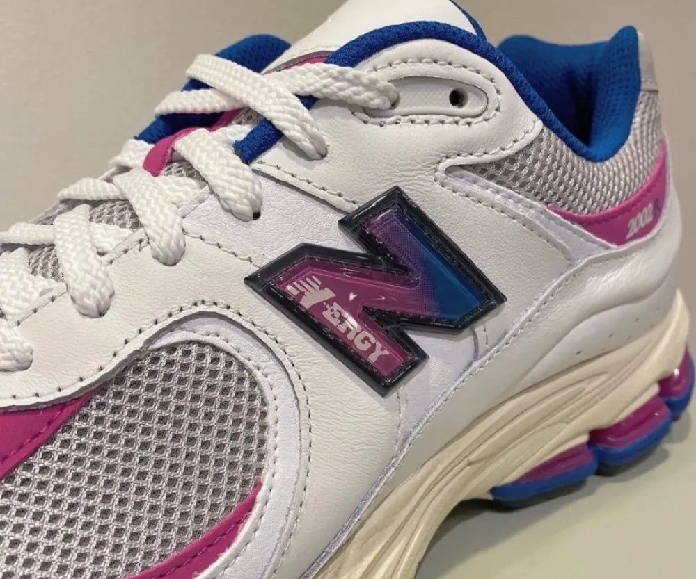 Giày New Balance 2002R x United Arrows ‘Good Vibes’ M2002RGY - Ảnh 3