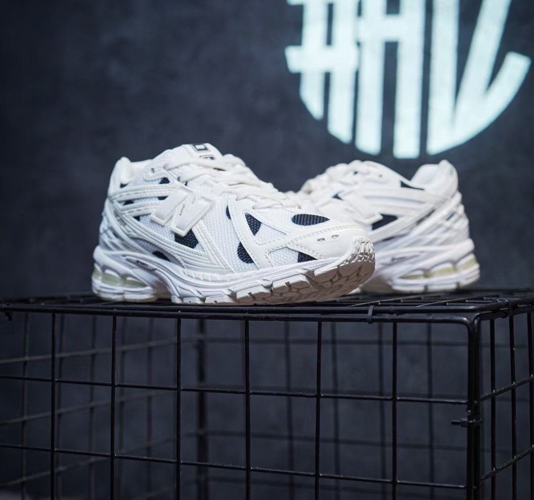 Giày New Balance 1906R ‘Polka Dot Pack’ M1906RPC - Ảnh 3