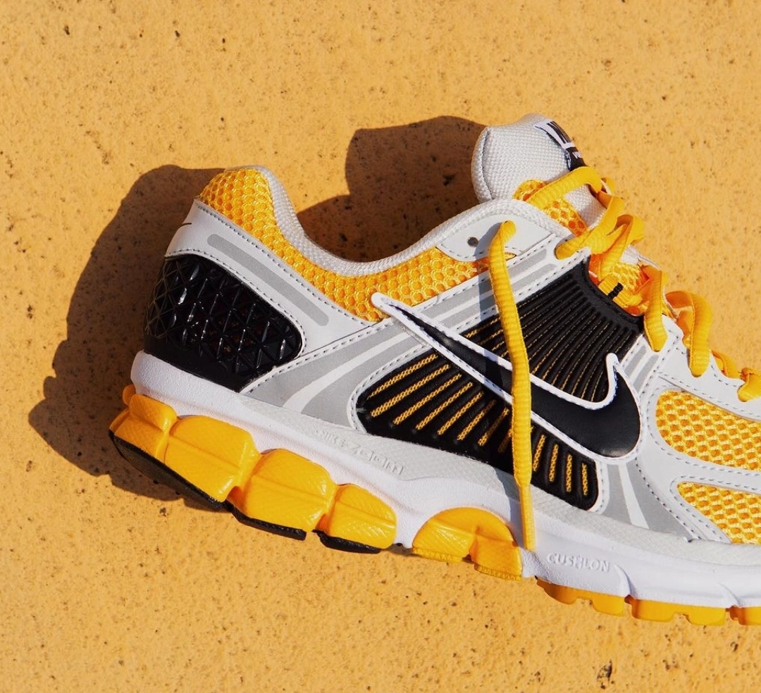 Giày Nike Zoom Vomero 5 ‘University Gold’ FB9149-002 - Ảnh 3