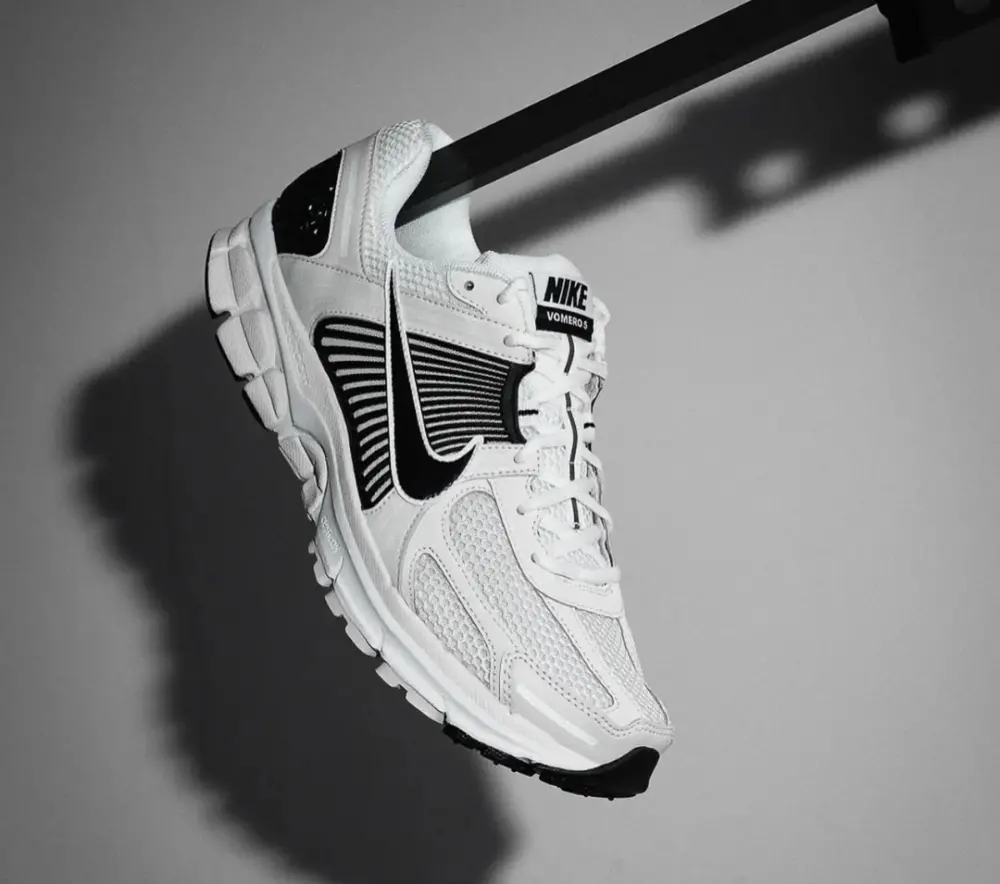 Giày Nike Air Zoom Vomero 5 ‘White Black’ FB9149-101 - Ảnh 4