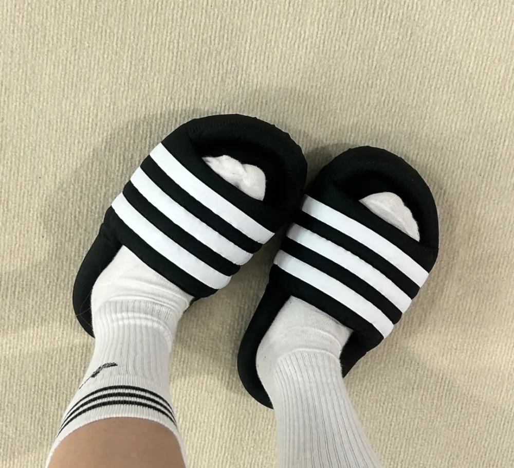 Alternative view of Dép Adidas Adilette 24 ‘Black’ IF9263