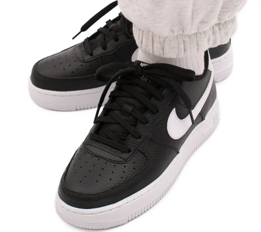 Alternative view of Giày Nike Air Force 1 GS ‘Black White’ CT3839-002