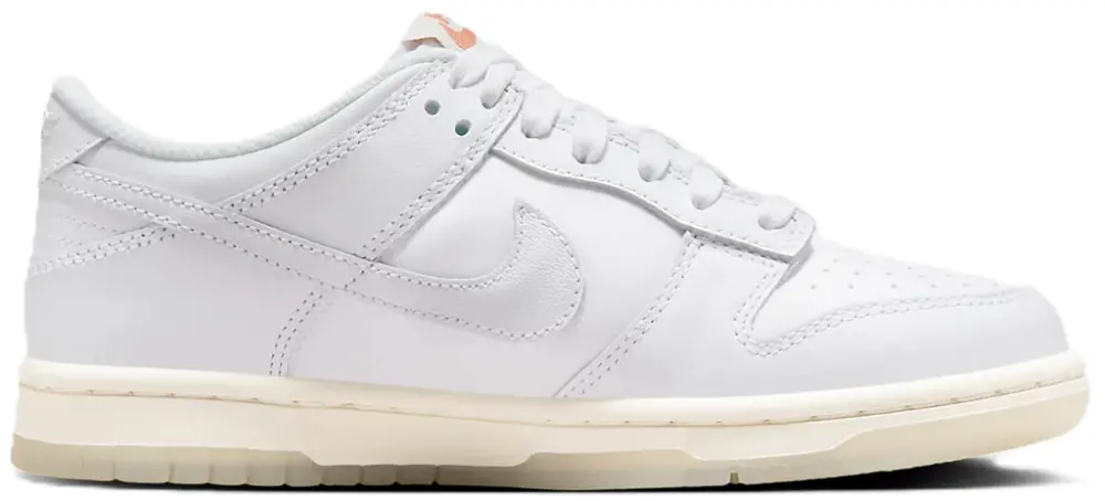 Giày Nike Dunk Low SE 'White' FN4861-100