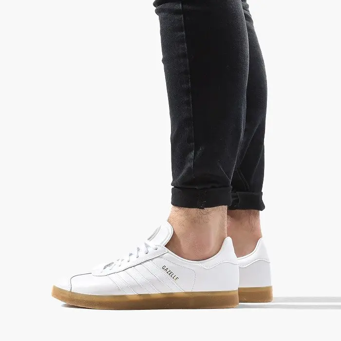 Alternative view of Giày Adidas Gazelle ‘White Gum’ BD7479