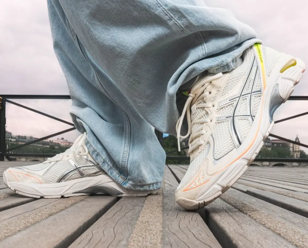 Alternative view of Giày Asics GT-2160 Paris 1203A570-750