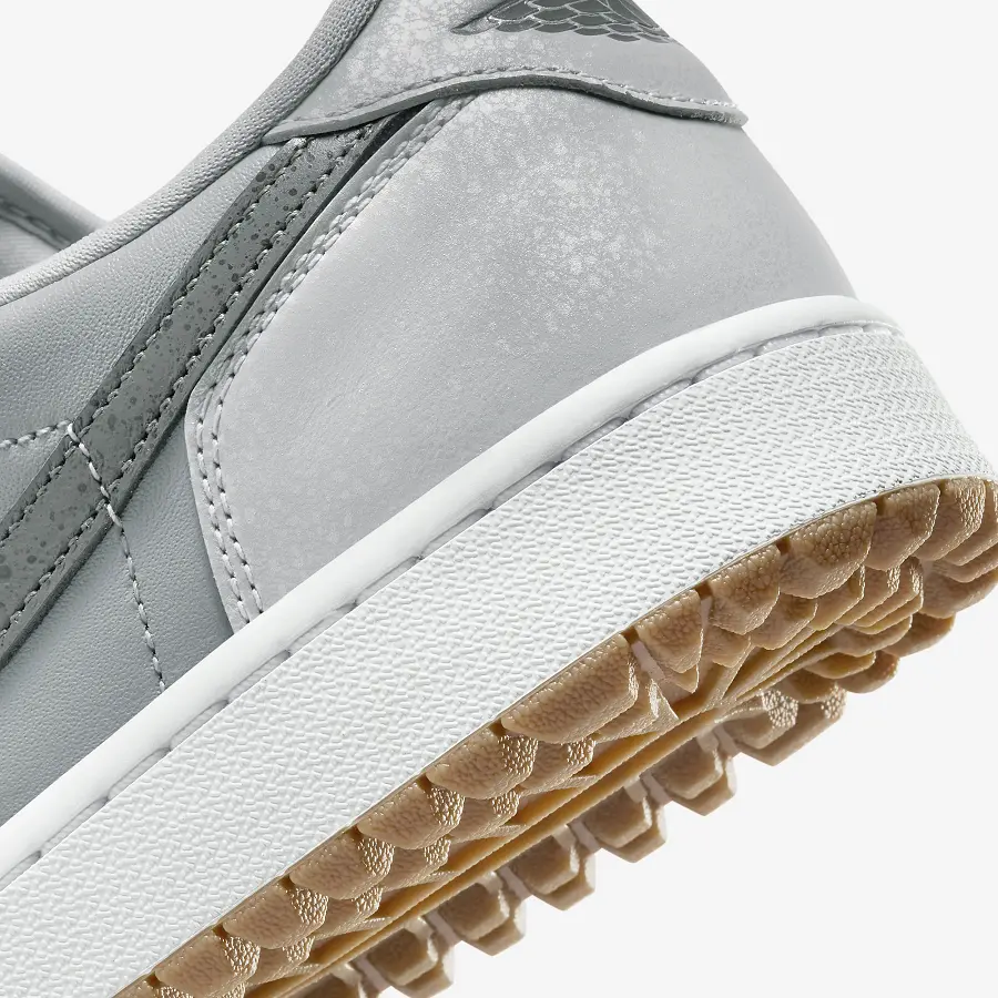Alternative view of Giày Nike Jordan 1 Retro Low Golf 'Wolf Grey' DD9315-006