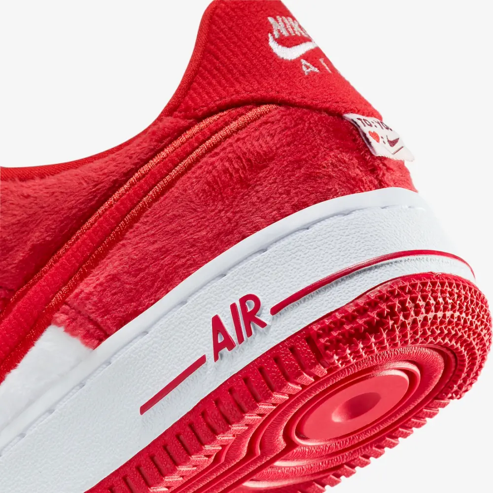 Giày Nike Air Force 1 Low GS ‘Valentine’s Day Fleece’ FZ3552-612 - Ảnh 6