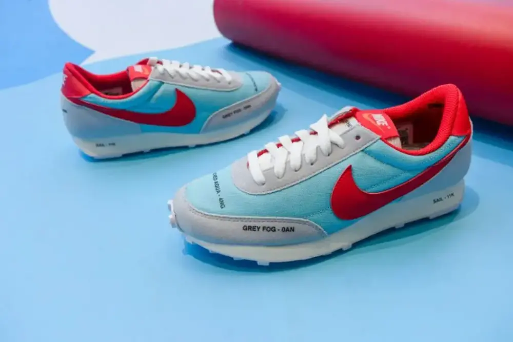 Alternative view of Giày Nike Daybreak Bleached Aqua Chile Red CZ8699-460