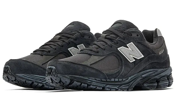 Alternative view of Giày New Balance 2002R 'Black Grey' M2002RBV