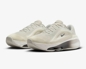 Alternative view of Giày Nike Versair ‘Coconut Milk’ DZ3547-105