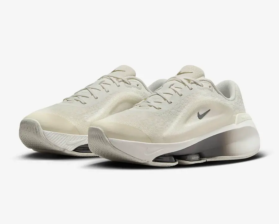Alternative view of Giày Nike Versair ‘Coconut Milk’ DZ3547-105
