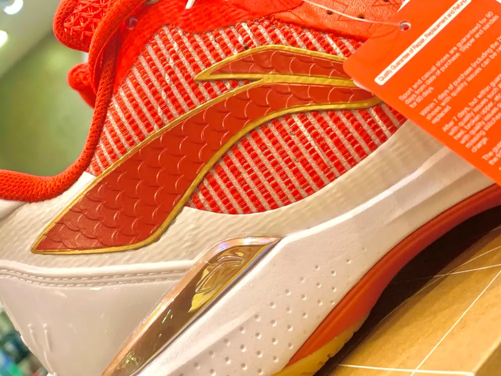 Giày Lining Chen Long Limited ‘Red’ AYZU011-1 - Ảnh 4