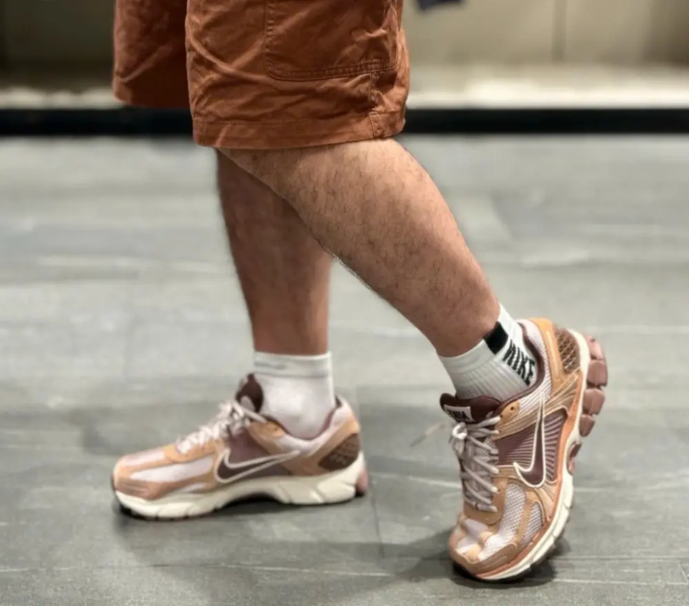 Alternative view of Giày Nike Zoom Vomero 5 'Dusted Clay' HF1553-200