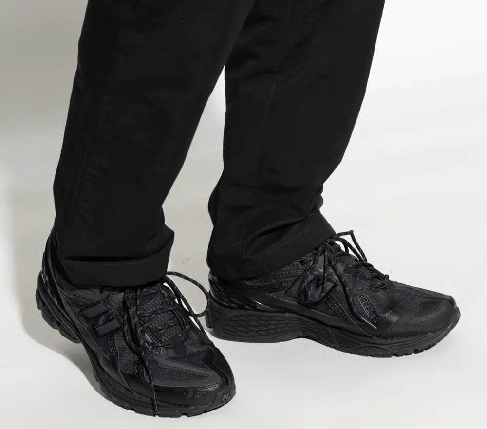 Alternative view of Giày New Balance 1906U ‘Triple Black’ M1906NJ