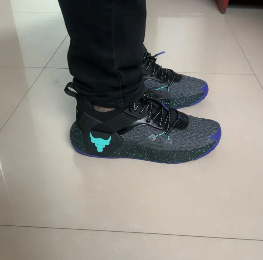Alternative view of Giày Under Armour Project Rock 6 ‘Black Neptune’ 3026534-002