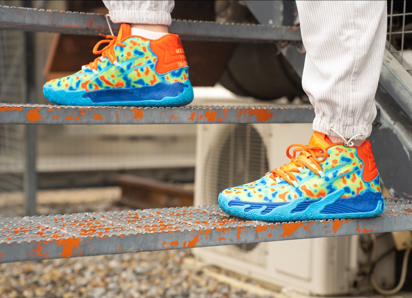 Giày Puma MB.03 LaMelo Ball ‘Gutter Melo’ 379231-01 - Ảnh 10