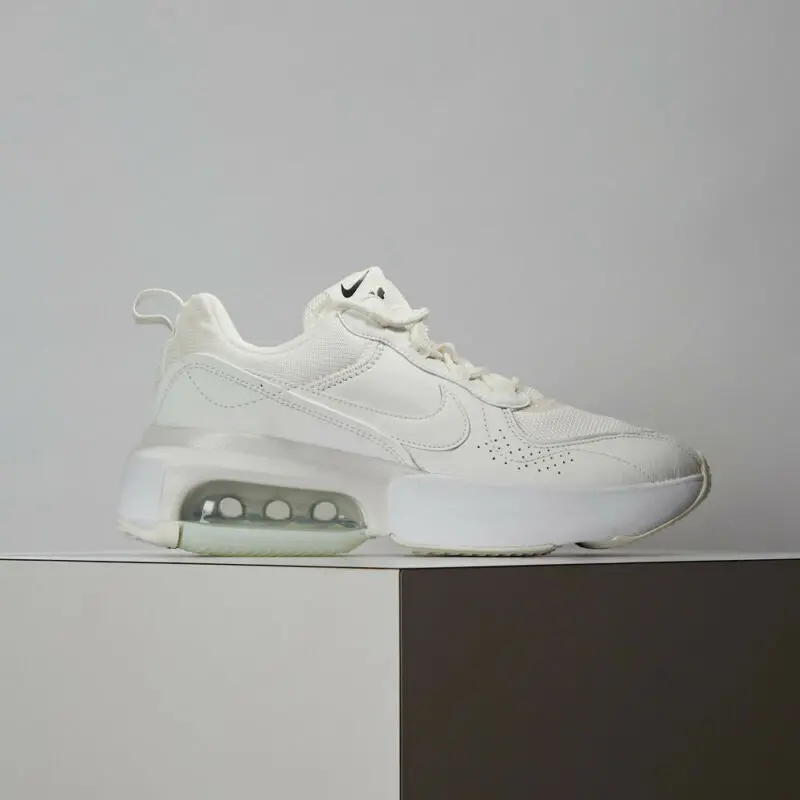 Alternative view of Giày Nike Wmns Air Max Verona ‘Summit White’ CU7846-101
