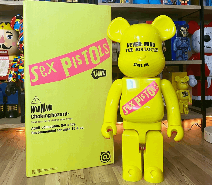 Mô hình Bearbrick Sex Pistols 'Never Mind The Bollocks' Chrome 1000% - Ảnh 2