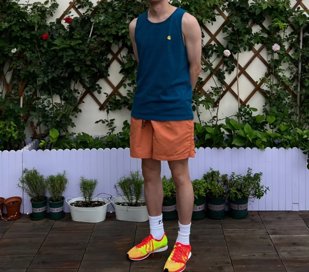 Alternative view of Giày Nike Flyknit Racer ‘Bright Crimson’ 526628-601