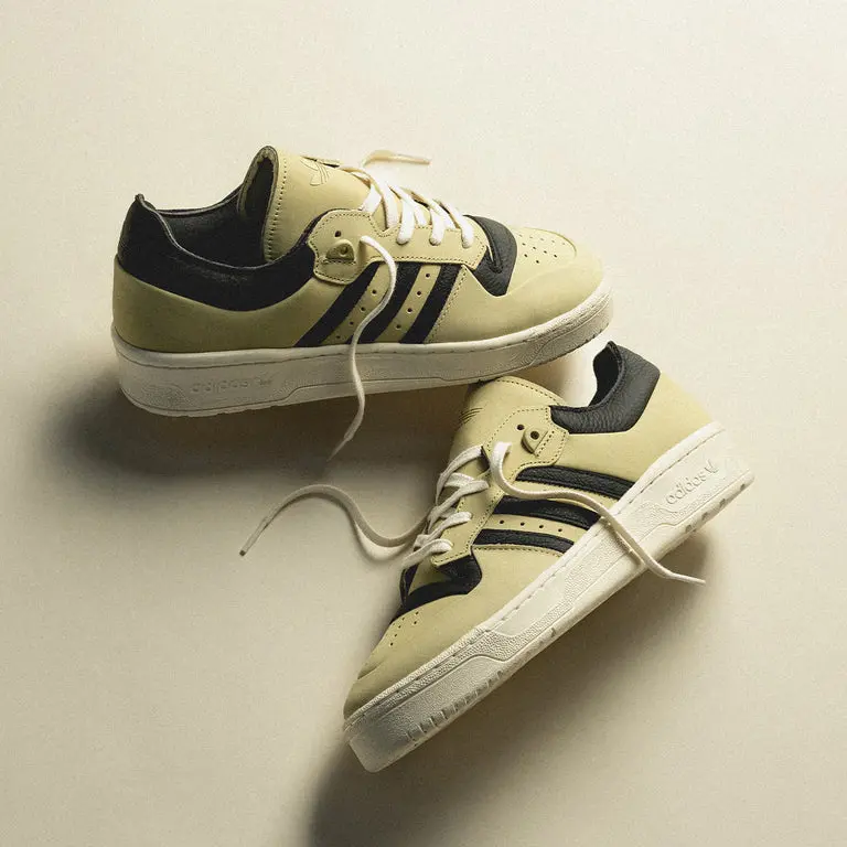 Alternative view of Giày Adidas Rivalry 86 Low 001 ‘Halo Gold’ ID8252